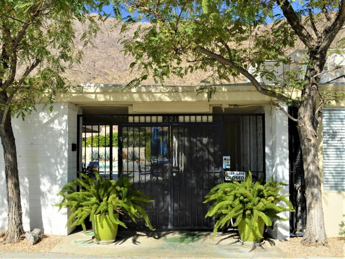 Ps Downtown Condominium Palm Springs Exterior photo